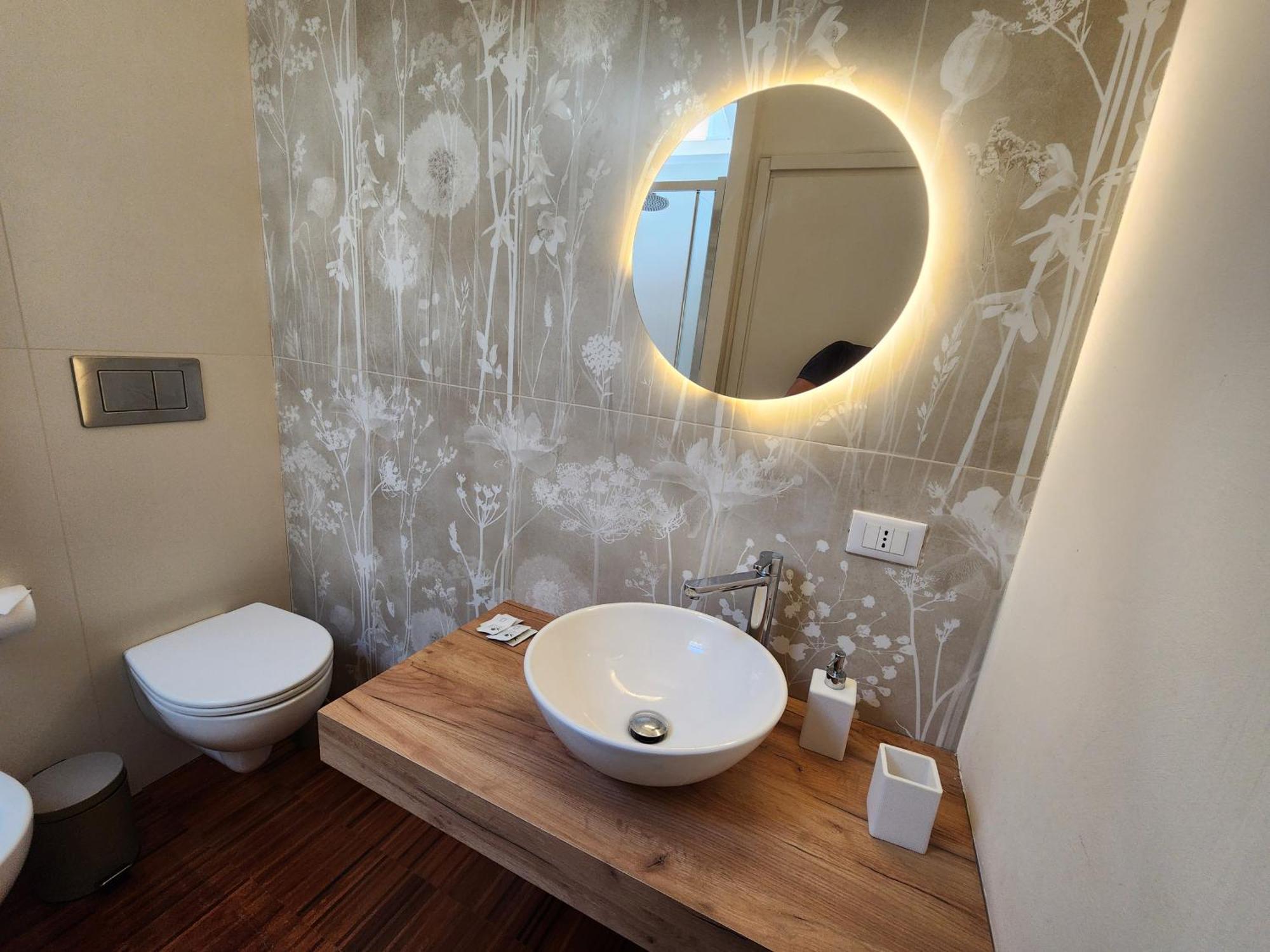 Gaia Suites - A Due Passi Dal Centro - Parcheggio Privato Turin Extérieur photo